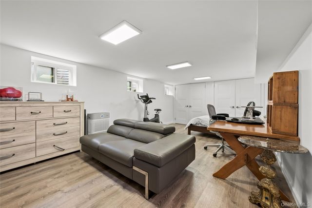 53-16 Concord Street, Little Neck, NY 11362