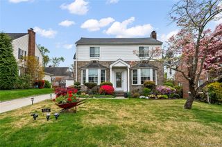 53-16 Concord Street, Little Neck, NY 11362