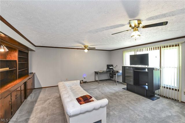 3038 Van Aken Boulevard, Shaker Heights, OH 44120