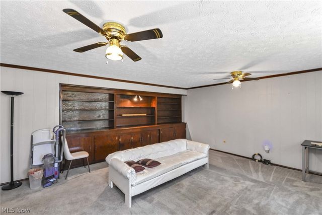 3038 Van Aken Boulevard, Shaker Heights, OH 44120
