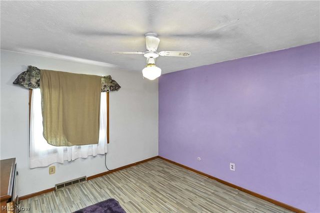 3038 Van Aken Boulevard, Shaker Heights, OH 44120