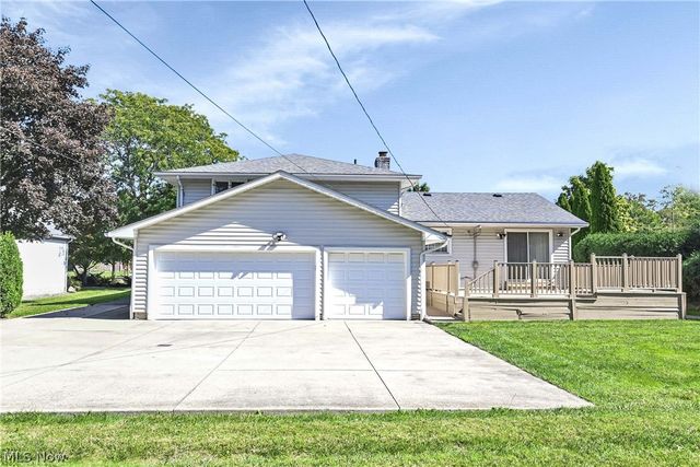 3038 Van Aken Boulevard, Shaker Heights, OH 44120