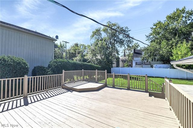 3038 Van Aken Boulevard, Shaker Heights, OH 44120