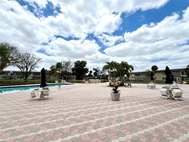 551 NW 80th Terrace 208, Margate, FL 33063