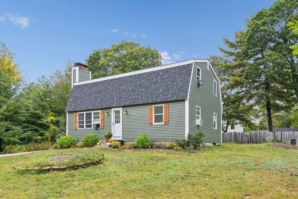 11 Garden Street, Old Orchard Beach, ME 04064 — photo 4