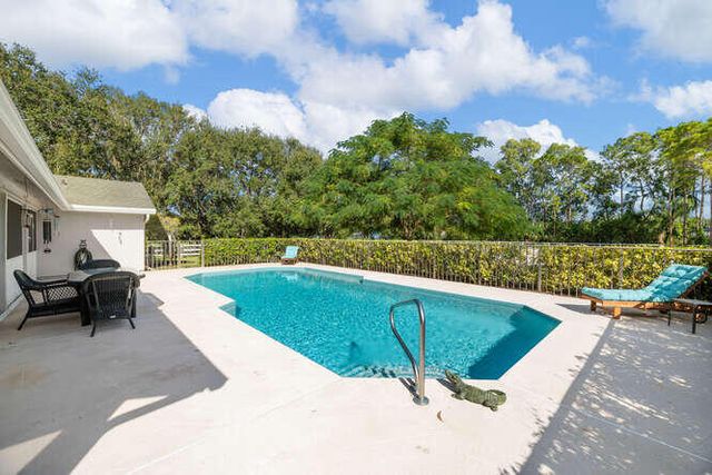 2760 Appaloosa Trail, Wellington, FL 33414