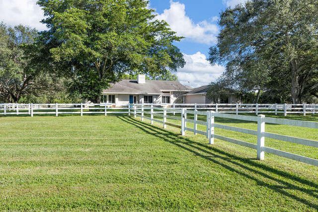 2760 Appaloosa Trail, Wellington, FL 33414