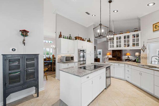 2760 Appaloosa Trail, Wellington, FL 33414