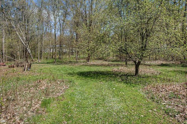 52 Weed Road, Essex, VT 05452