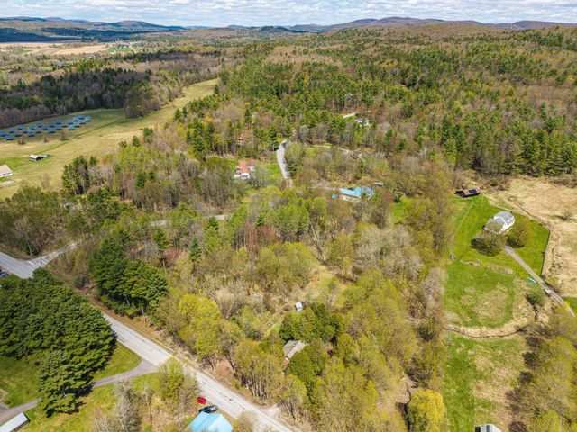 52 Weed Road, Essex, VT 05452