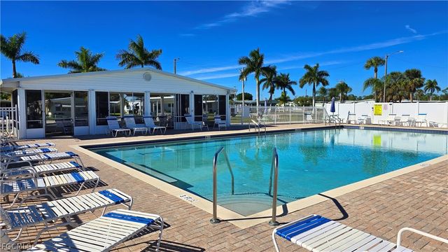 154 Overland TRL, North Fort Myers, FL 33917