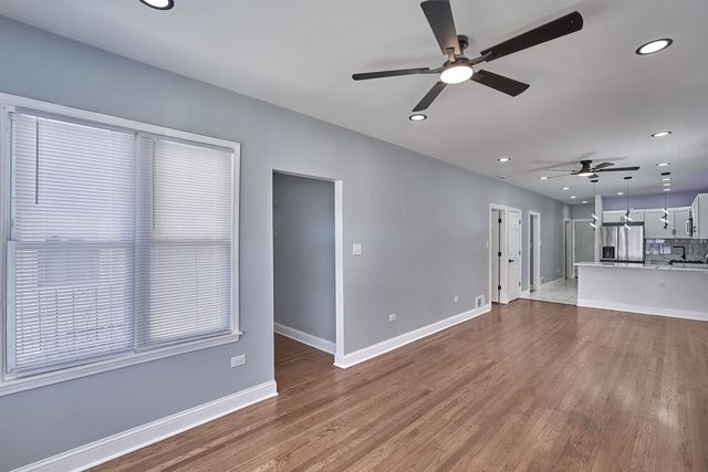 1452 W 71st Street, Chicago, IL 60636