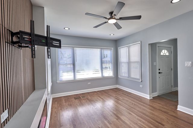 1452 W 71st Street, Chicago, IL 60636