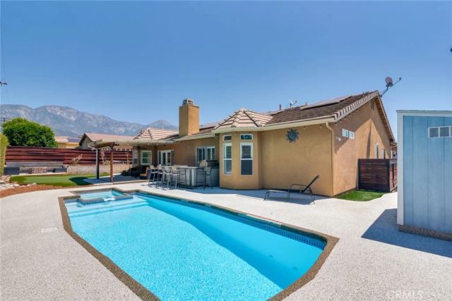 1827 N Christopher, Upland, CA 91784