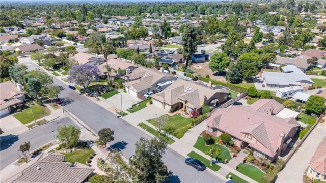 1827 N Christopher, Upland, CA 91784