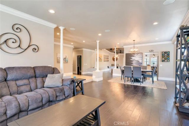 1827 N Christopher, Upland, CA 91784