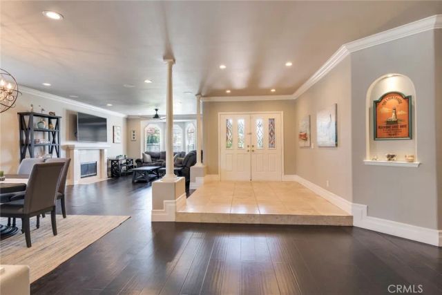 1827 N Christopher, Upland, CA 91784