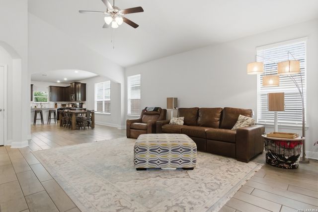 3437 Cottonwood Cyn, Bulverde, TX 78163