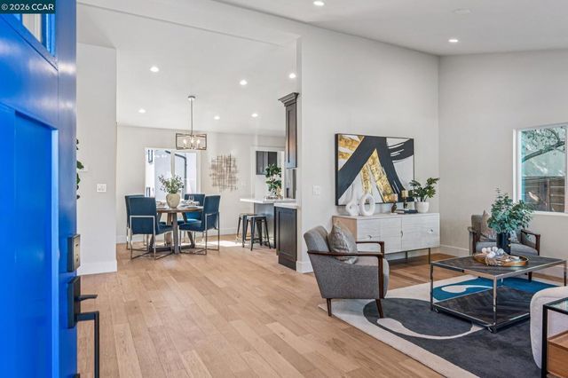 3017 Madeline St, Oakland, CA 94602