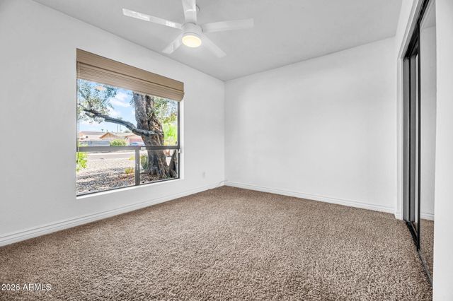 5219 E WINCHCOMB Drive, Scottsdale, AZ 85254