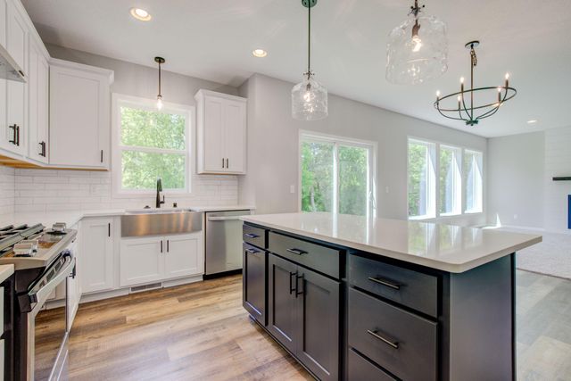 22545 Thrush Street NW, Oak Grove, MN 55005