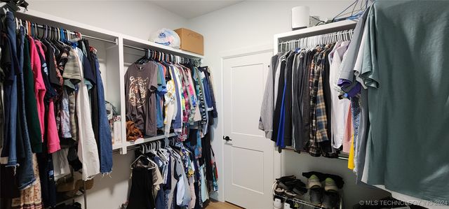 6692 S 337th East Avenue, Broken Arrow, OK 74014