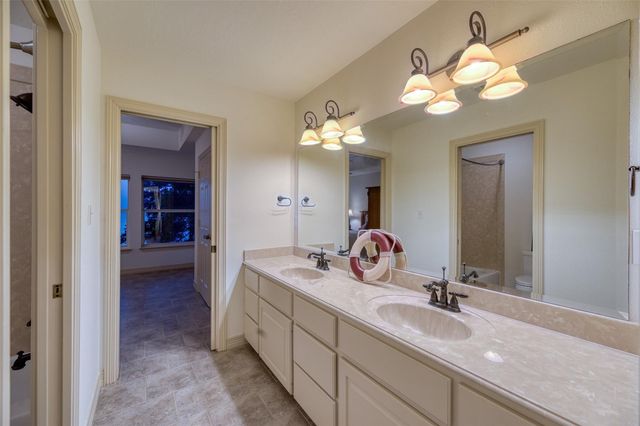 371 N Forest Cove Loop, Coldspring, TX 77331