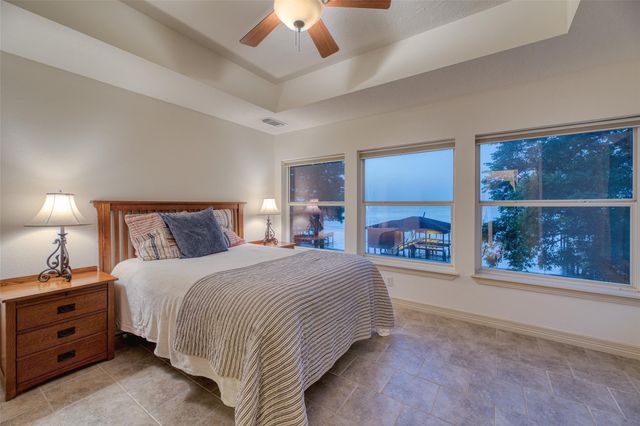 371 N Forest Cove Loop, Coldspring, TX 77331