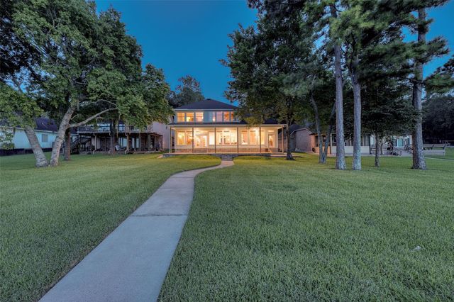 371 N Forest Cove Loop, Coldspring, TX 77331