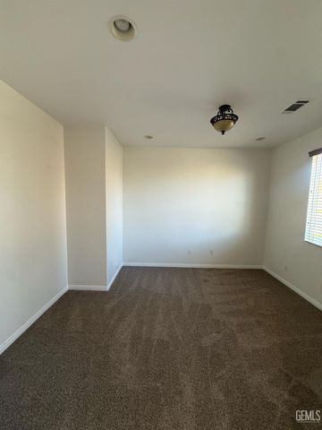 11927 Blanket Flower Drive, Bakersfield, CA 93311