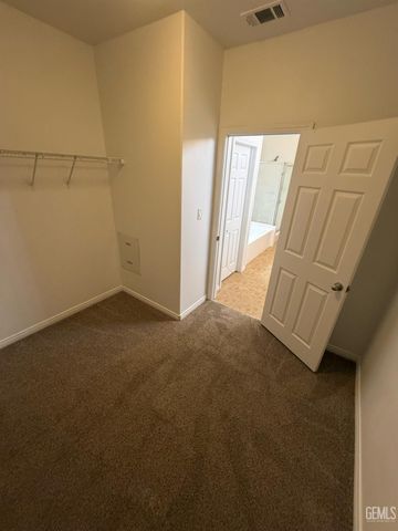 11927 Blanket Flower Drive, Bakersfield, CA 93311