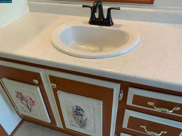 202 Queens Way, Pittsburg, CA 94565