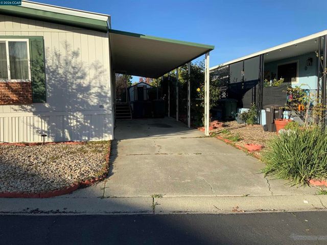 202 Queens Way, Pittsburg, CA 94565
