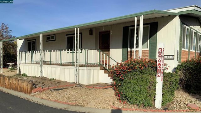 202 Queens Way, Pittsburg, CA 94565