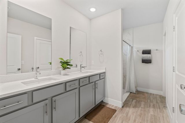 42 Rose Dr, Palm Coast, FL 32164