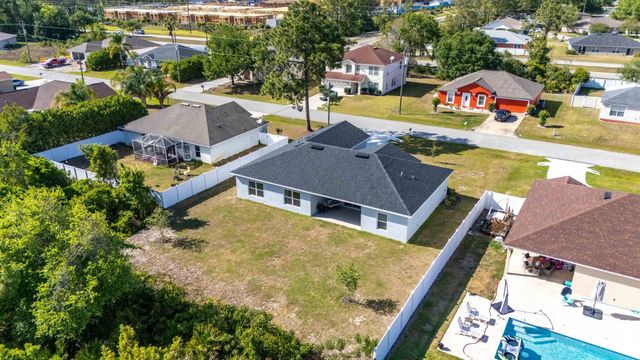 42 Rose Dr, Palm Coast, FL 32164