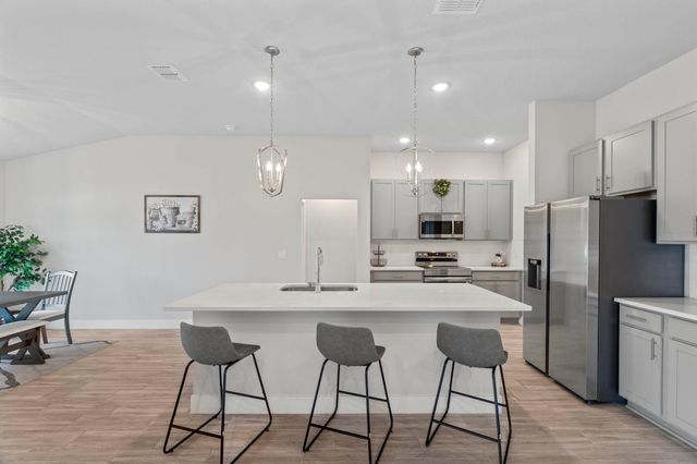 42 Rose Dr, Palm Coast, FL 32164