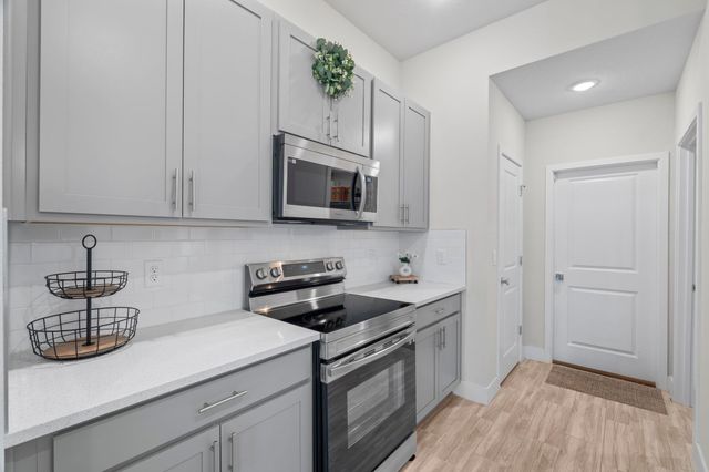 42 Rose Dr, Palm Coast, FL 32164