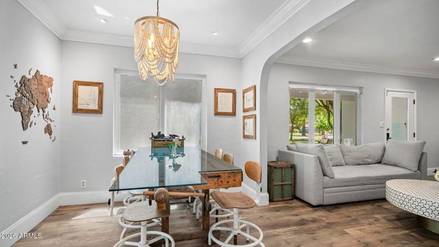 3244 E WELDON Avenue, Phoenix, AZ 85018