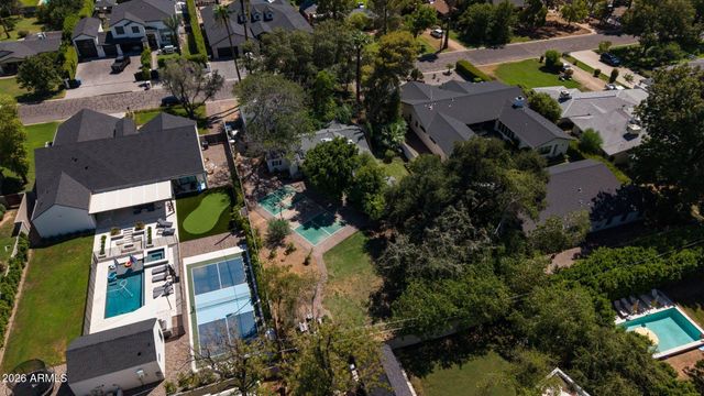 3244 E WELDON Avenue, Phoenix, AZ 85018