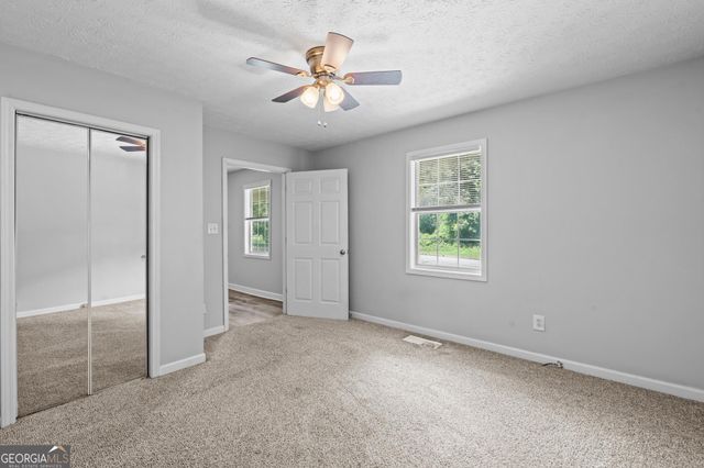 30 Tuxedo Avenue, Newnan, GA 30263