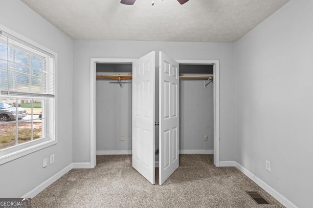 30 Tuxedo Avenue, Newnan, GA 30263
