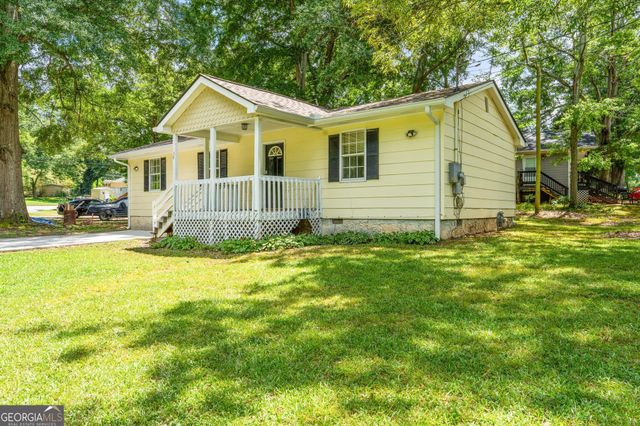 30 Tuxedo Avenue, Newnan, GA 30263