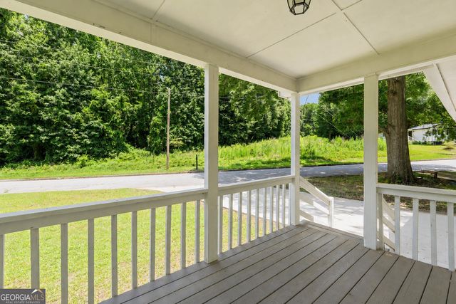 30 Tuxedo Avenue, Newnan, GA 30263