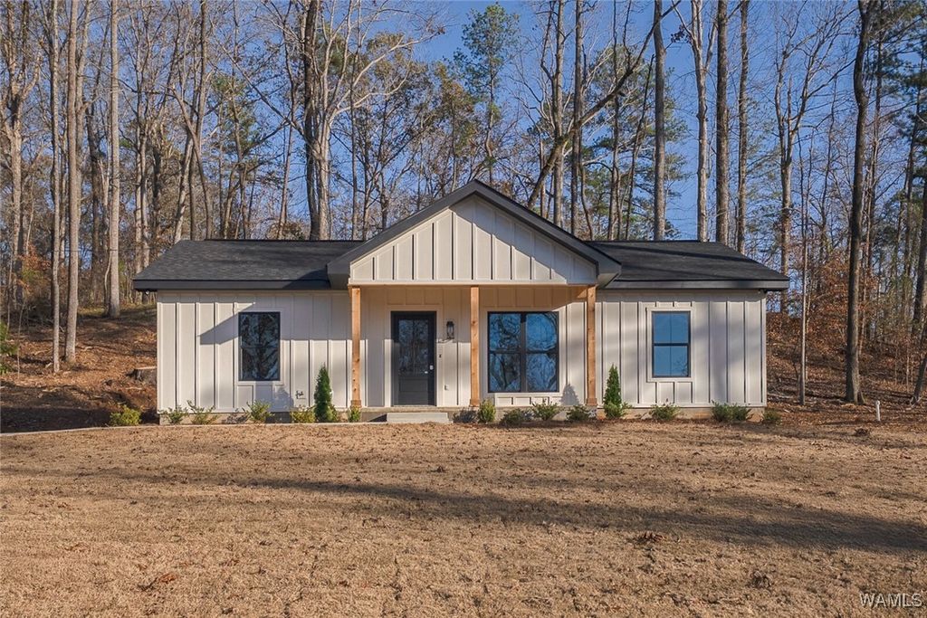 7611 Smith Jackson, Northport, AL 35473