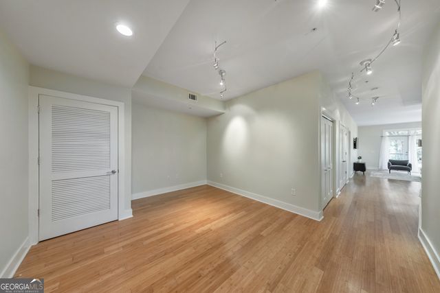 3655 Peachtree Road NE 101, Atlanta, GA 30319