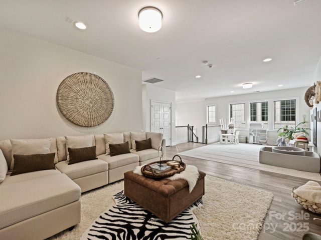 5921 Tindall Park Drive, Charlotte, NC 28210