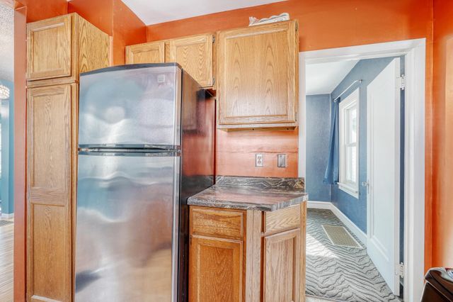 4715 Emerson Avenue N, Minneapolis, MN 55430