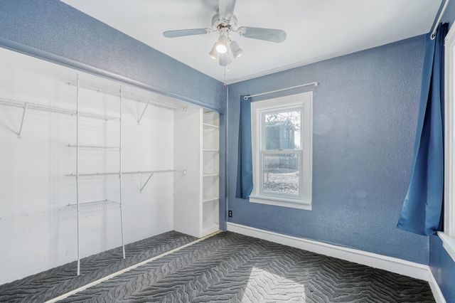 4715 Emerson Avenue N, Minneapolis, MN 55430