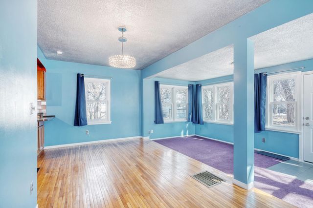 4715 Emerson Avenue N, Minneapolis, MN 55430